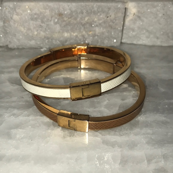 Michael Kors Hinged Gold Bangle in White - Picture 4 of 5